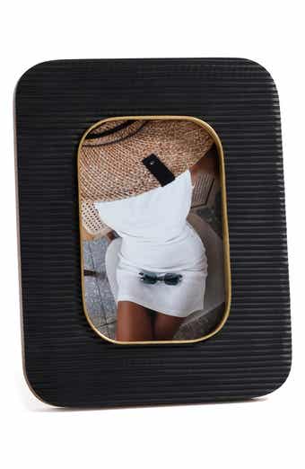 Ribbed Photo Frame