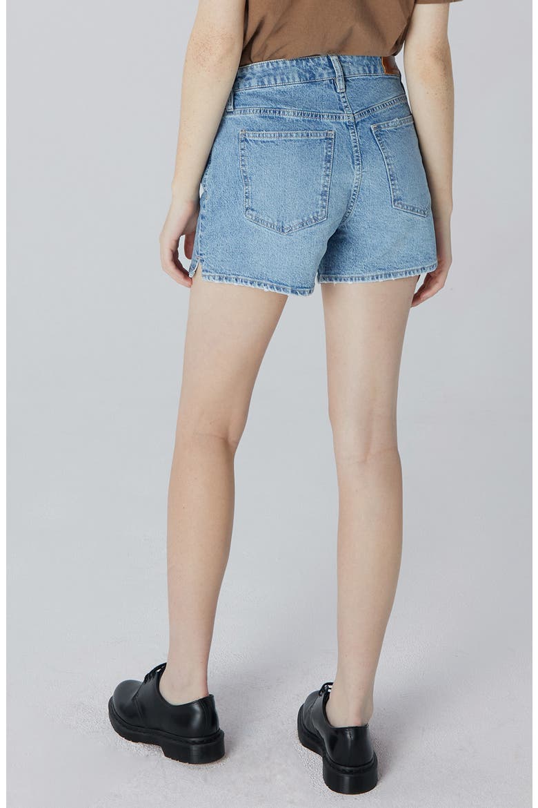 Emma Wavy Denim Shorts, Alternate, color, WAVY