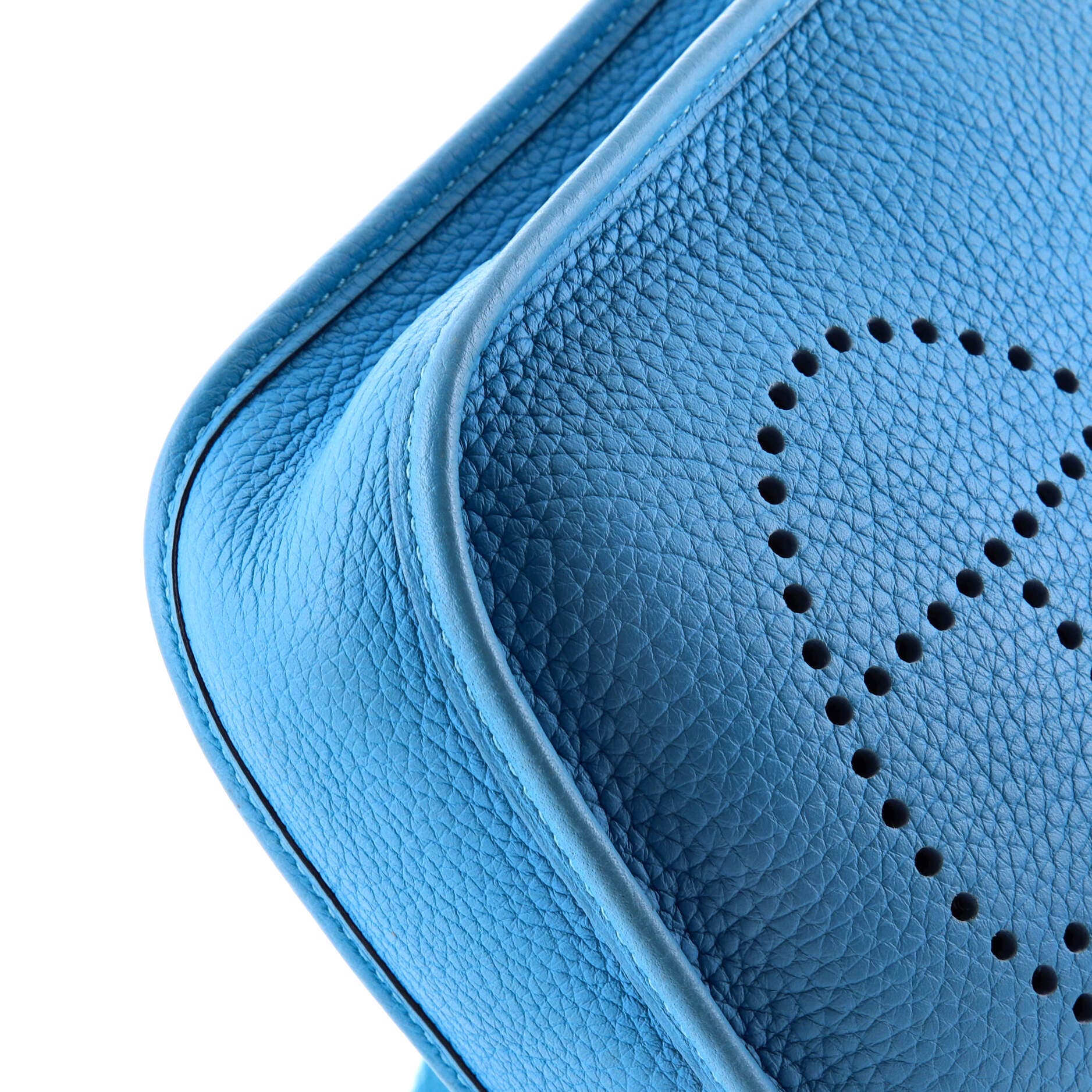 Pre-Owned Hermes Evelyne Bag Gen III Clemence TPM, Alternate, color, Turquoise