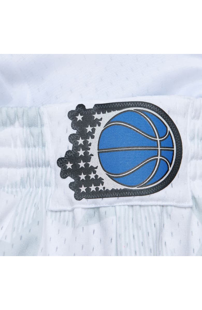 Mitchell & Ness Men's Mitchell & Ness White Orlando Magic Magic 1998 Swingman Shorts, Alternate, color, 