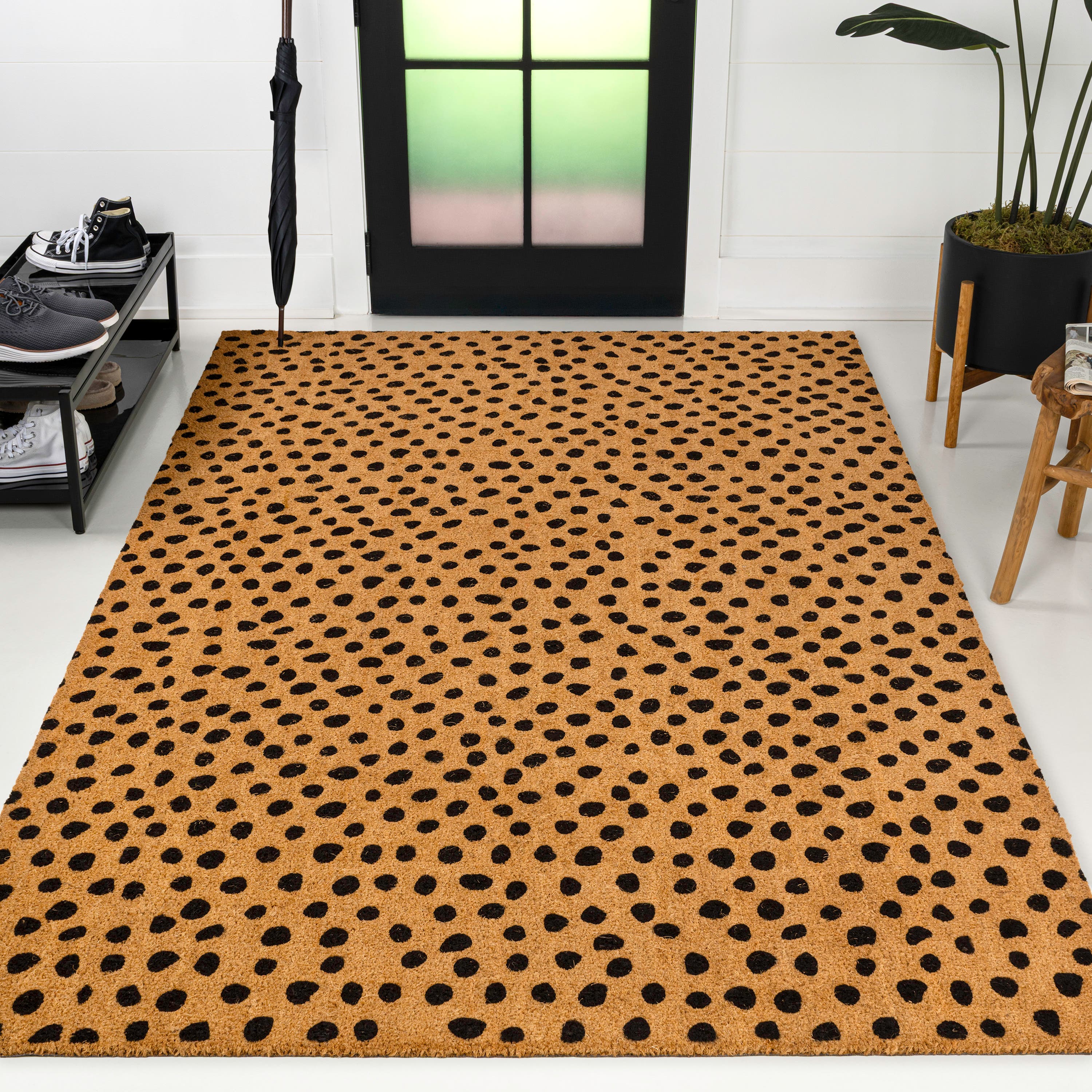 Natural Black Dot