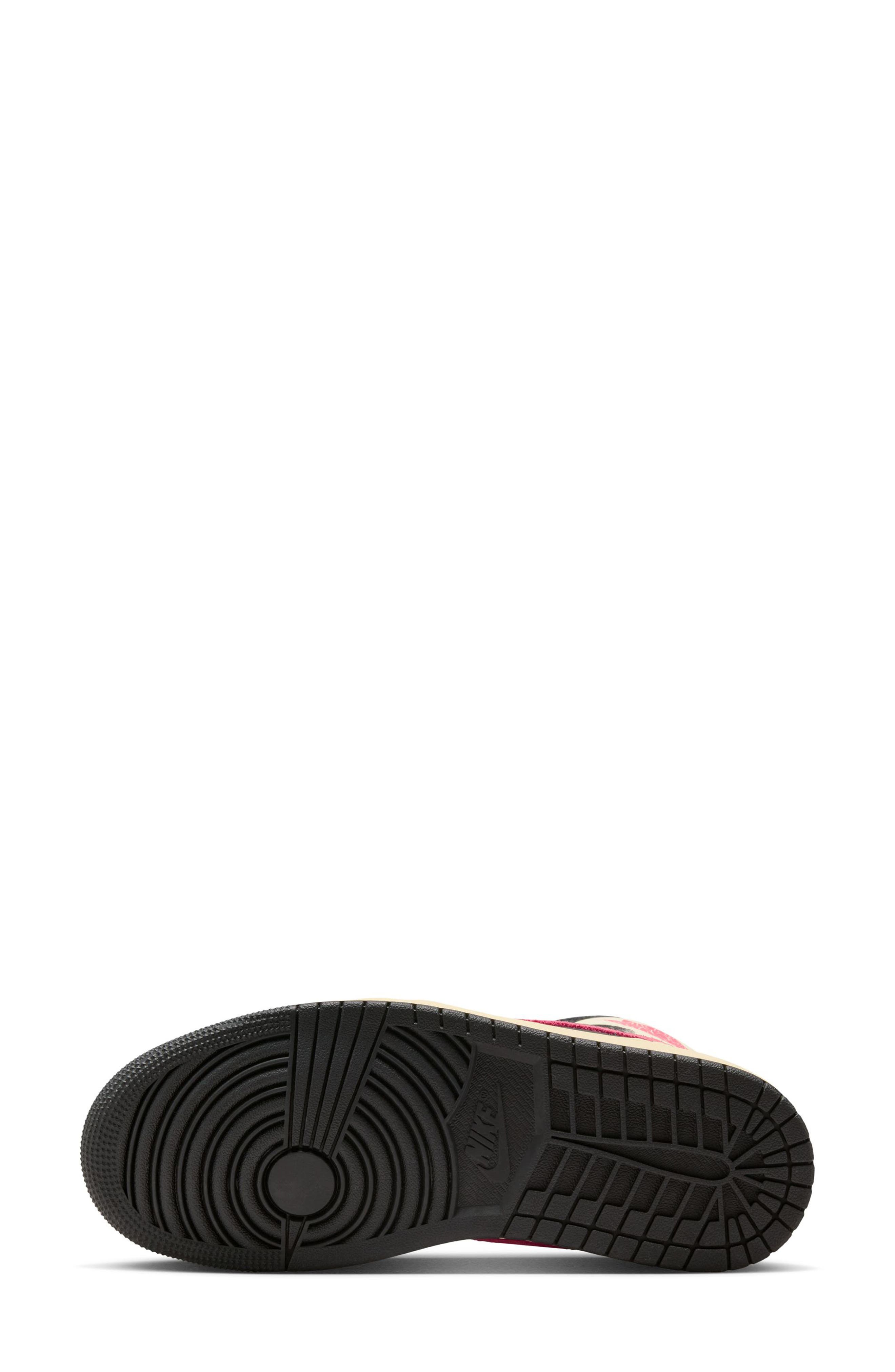 Jordan Air Jordan 1 Mid SE Basketball Sneaker, Alternate, color, Pale Ivory/ Racer Pink/ Black