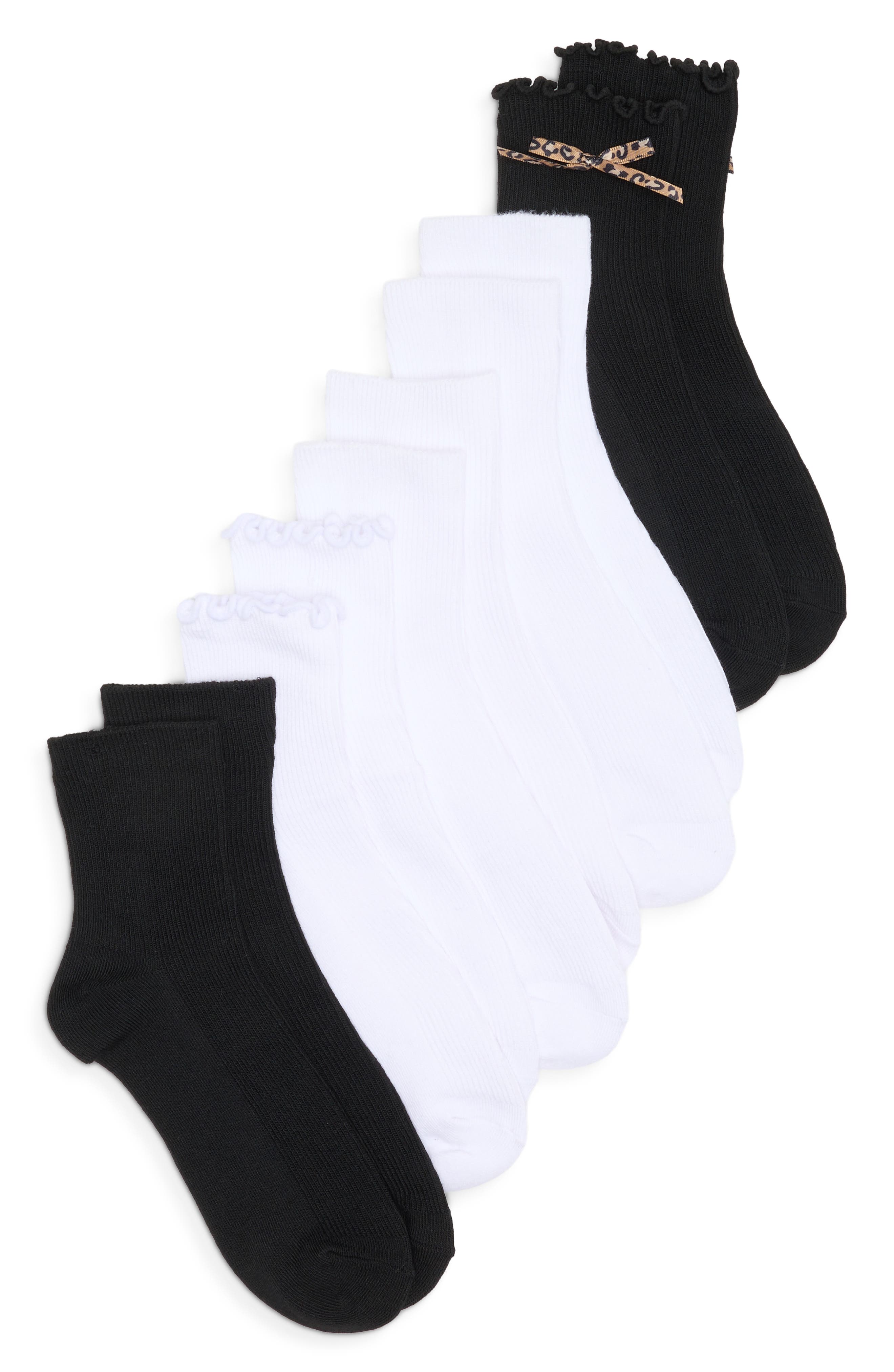 selected BLACK/ WHITE