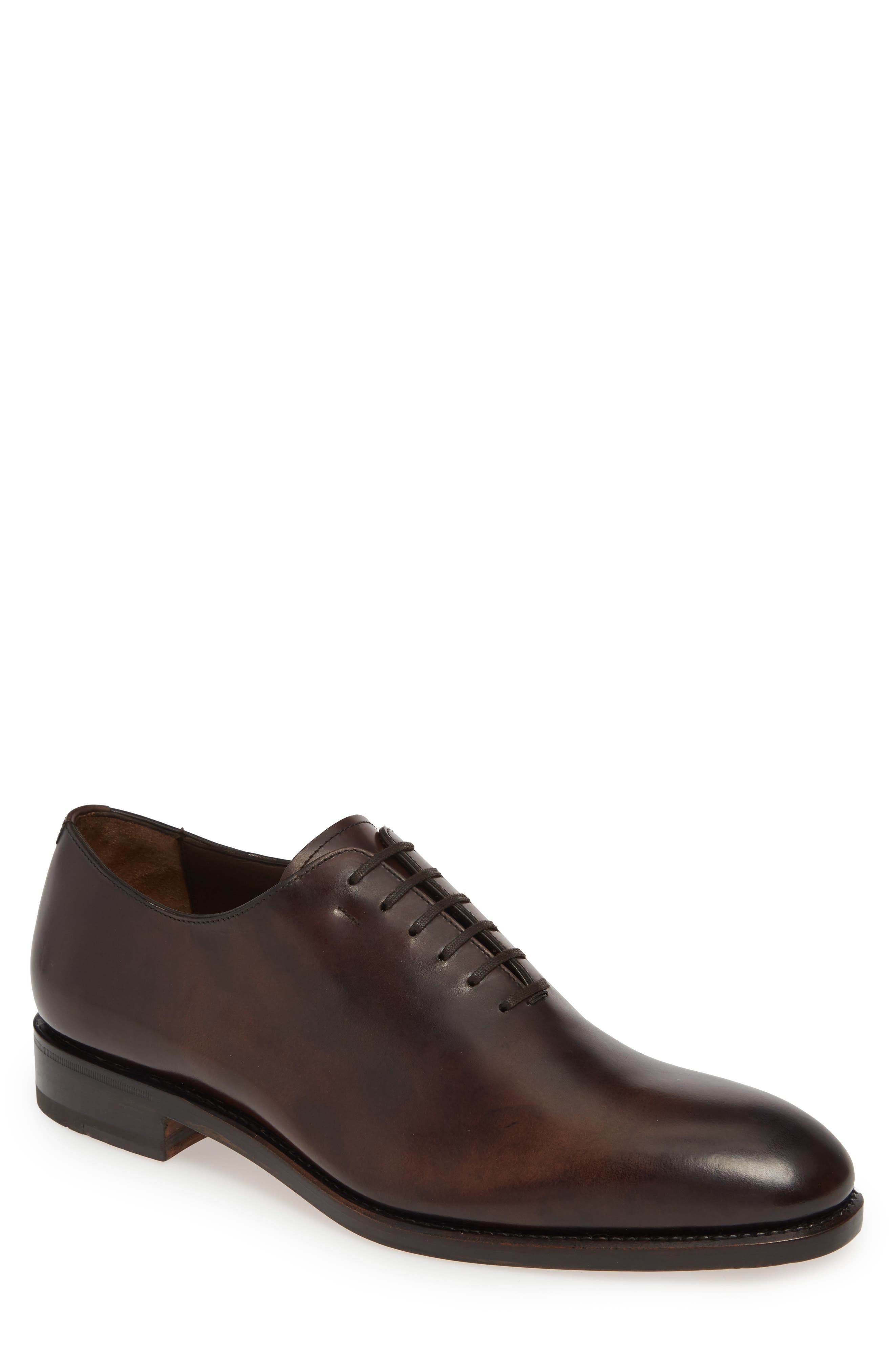 FERRAGAMO Salvatore Ferragamo Angiolo Wholecut Oxford, Main, color, 