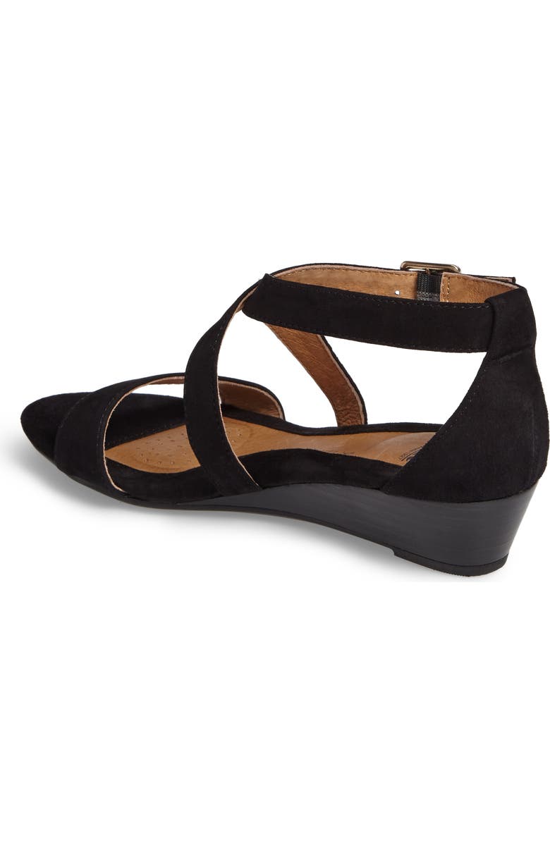 Söfft 'Innis' Low Wedge Sandal, Alternate, color,