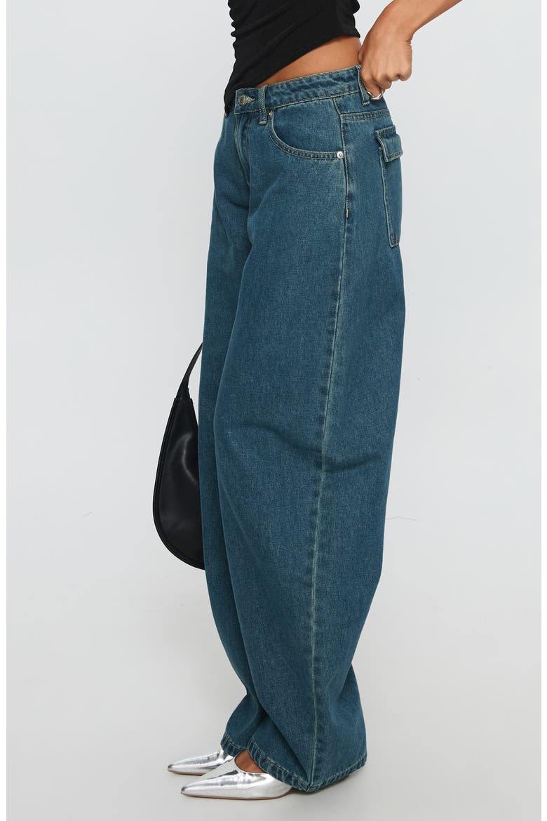 Juda Mid Rise Barrel Leg Jeans, Alternate, color, MID BLUE WASH