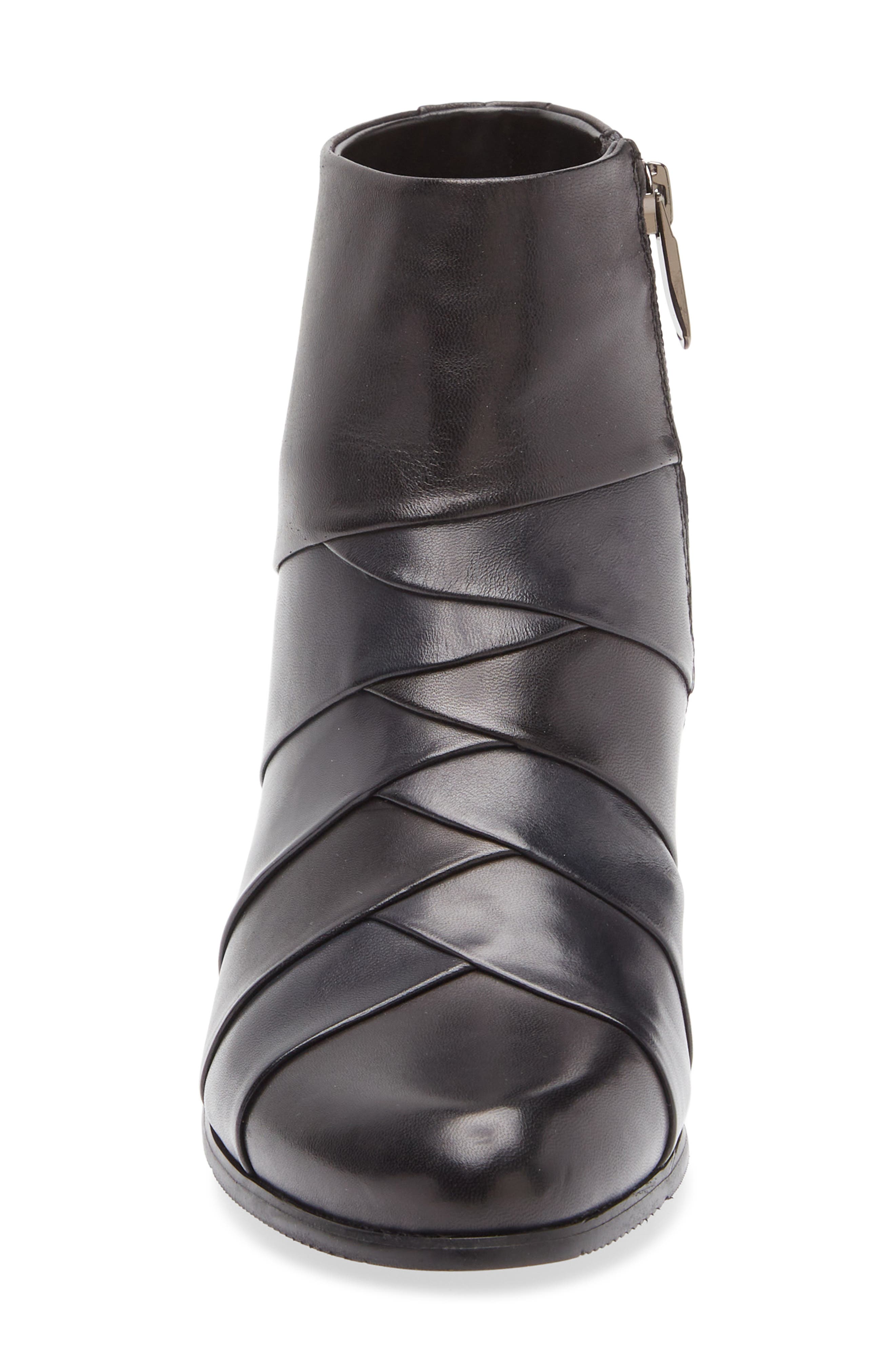 Regarde Le Ciel Stefany Block Heel Bootie, Alternate, color, Black/ Navy