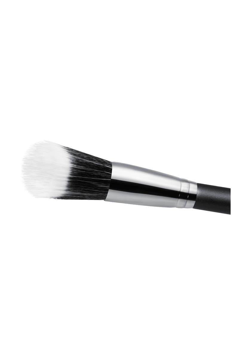 MAC 161S Synthetic Duo Fibre Face Glider Brush, Alternate, color, NO COLOR