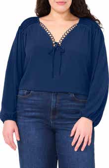 CeCe Circle Lace Long Sleeve Pintuck Top