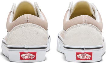 Old Skool Low Top Sneaker