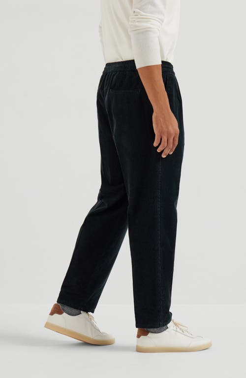Brunello Cucinelli Men Leisure Fit Trousers In Garment-dyed Linen Gabardine With Drawstring And Doub In Black