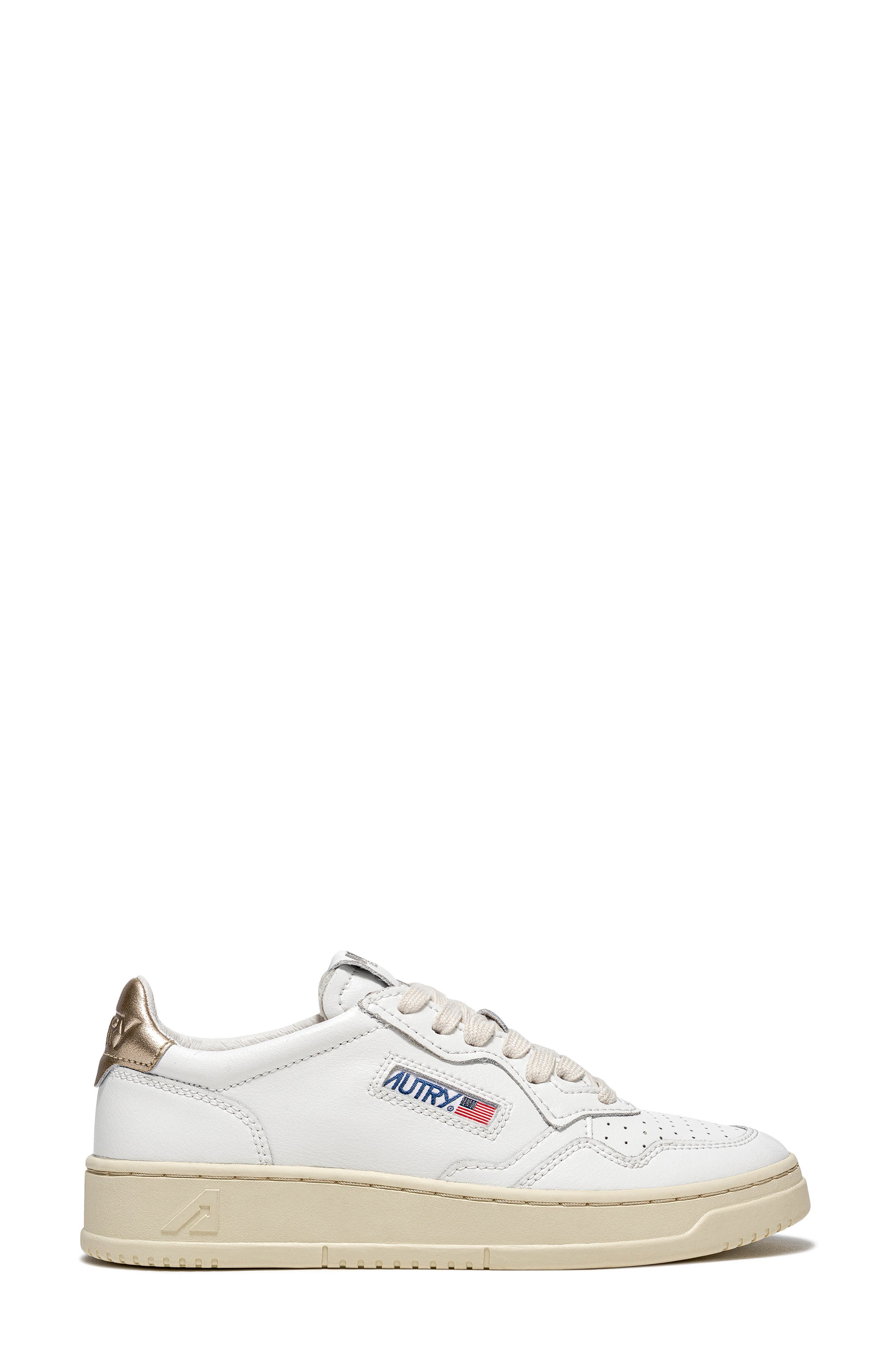 AUTRY Medalist Low Top Sneaker, Alternate, color, Leather/Leather White/Gold