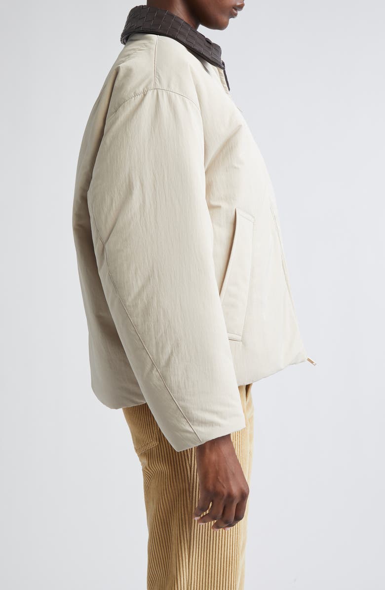 Bottega Veneta Intrecciato Leather Collar Tech Nylon Puffer Jacket, Alternate, color, 2674 Grey Putty