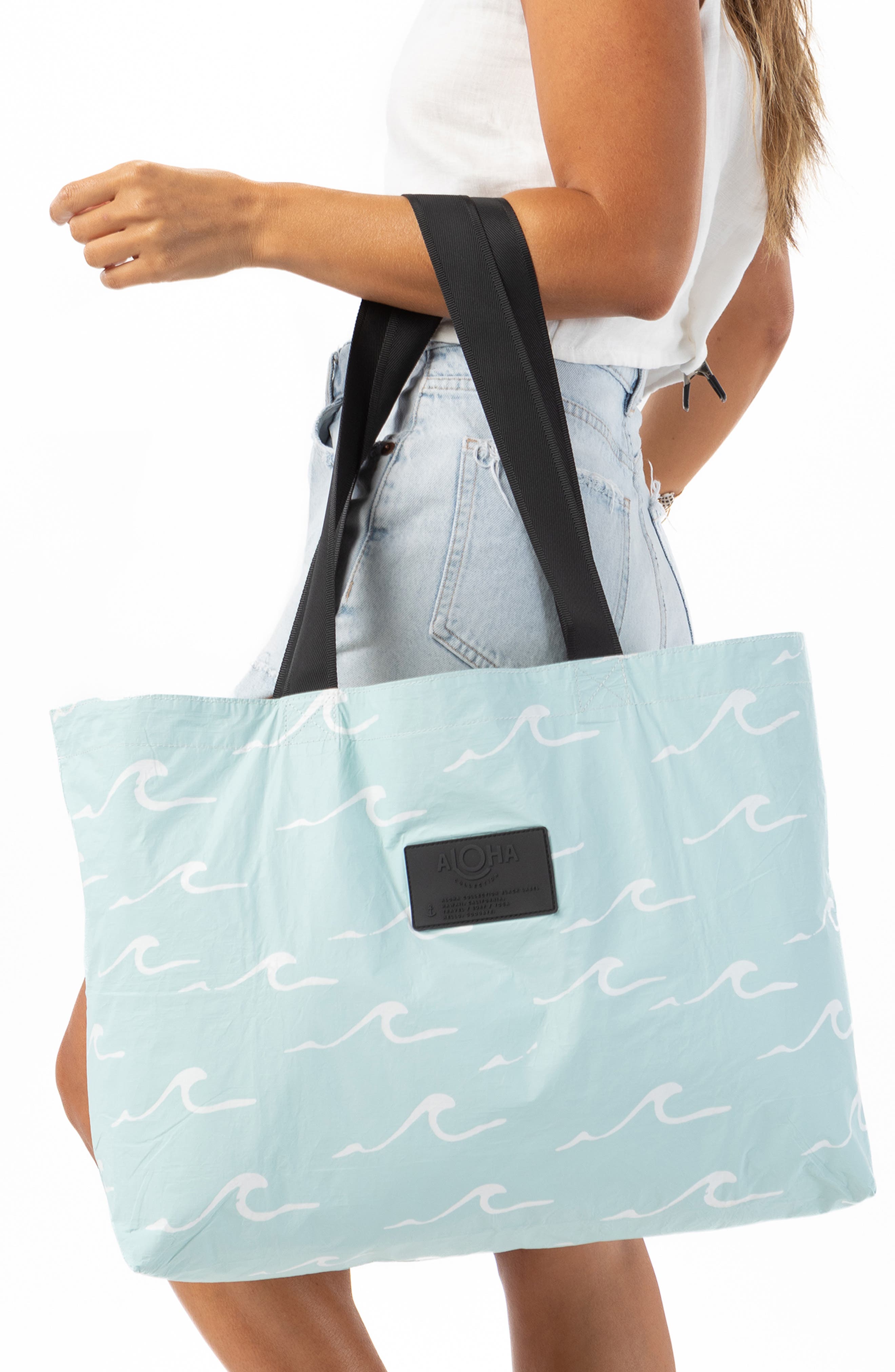 Aloha Collection Seaside Holo Holo Reversible Water Resistant Tyvek<sup>®</sup> Tote, Alternate, color, 