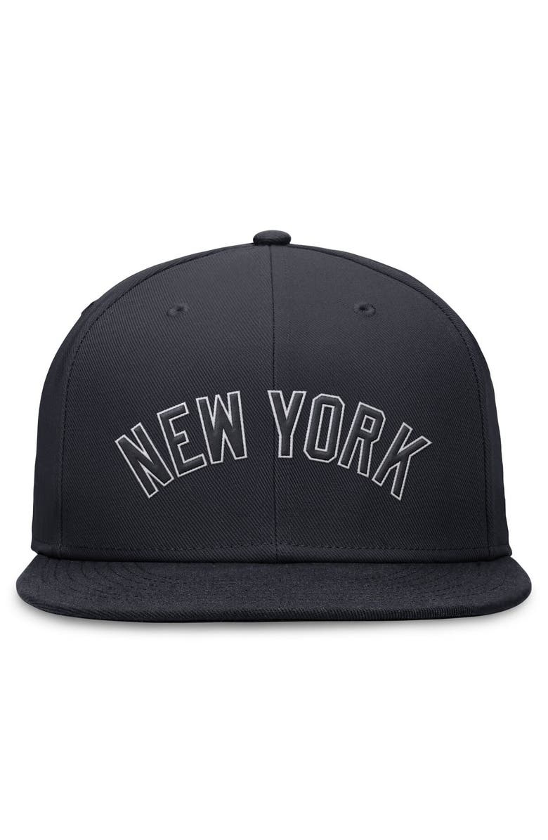 Nike Men's Nike Navy New York Yankees Evergreen Performance Fitted Hat, Alternate, color, Navy