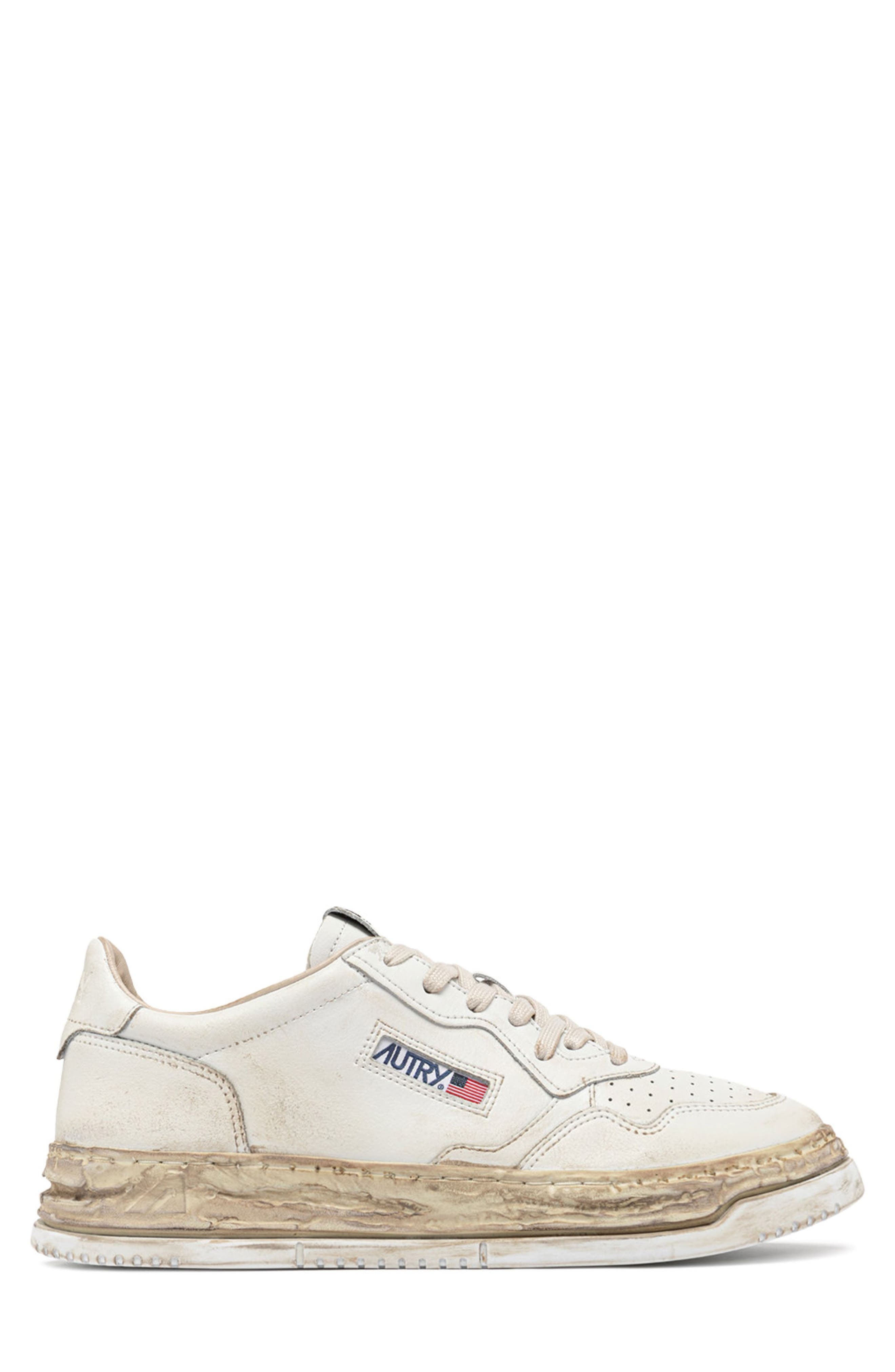 AUTRY Medalist Super Vintage Low Sneaker, Alternate, color, White