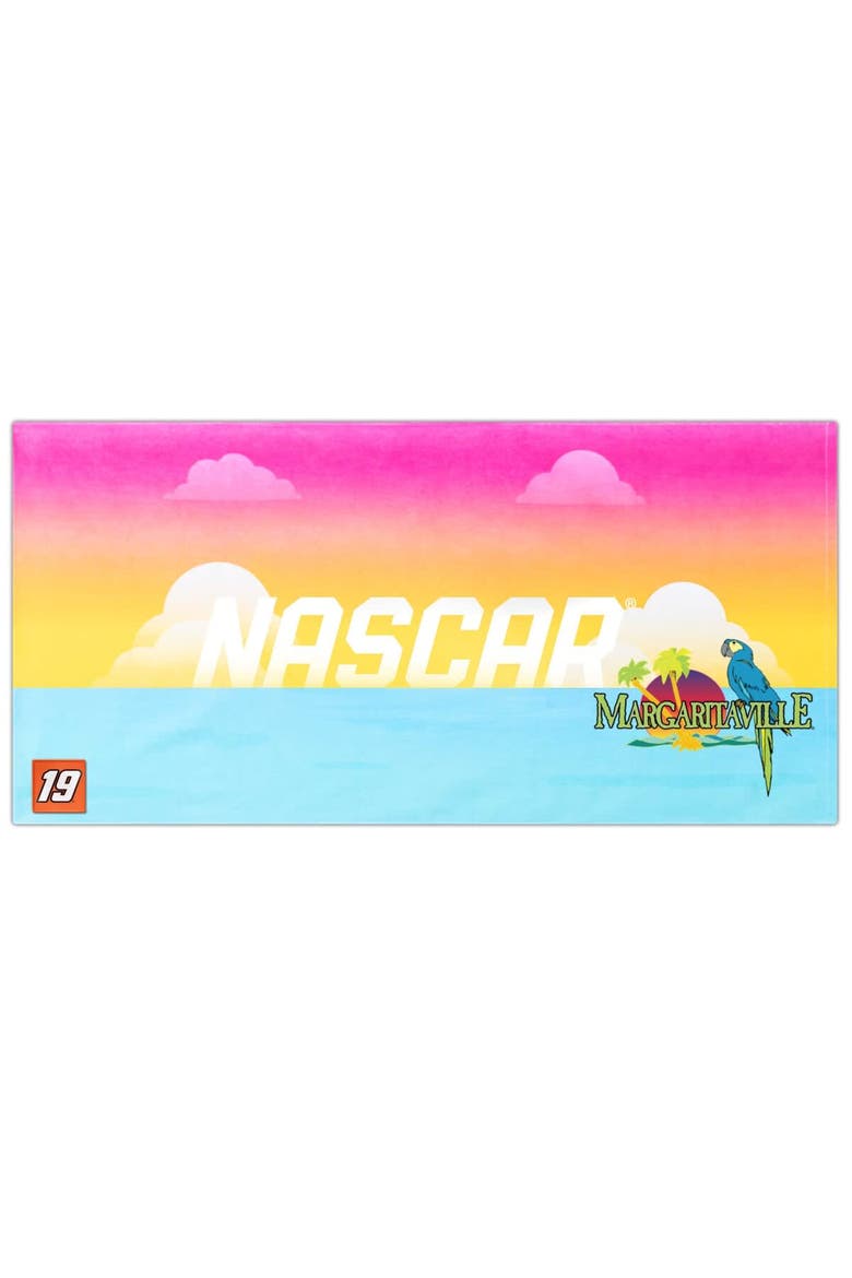 Martin Truex Jr 30'' x 60'' Beach Towel, Main, color, Light Blue