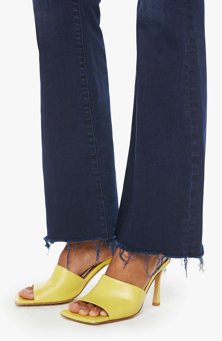 MOTHER Fray Hem Bootcut Jeans, Alternate, color, Chip On My Shoulder