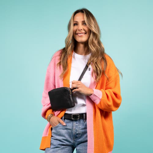 Casupo Leather Fanny Pack In Black