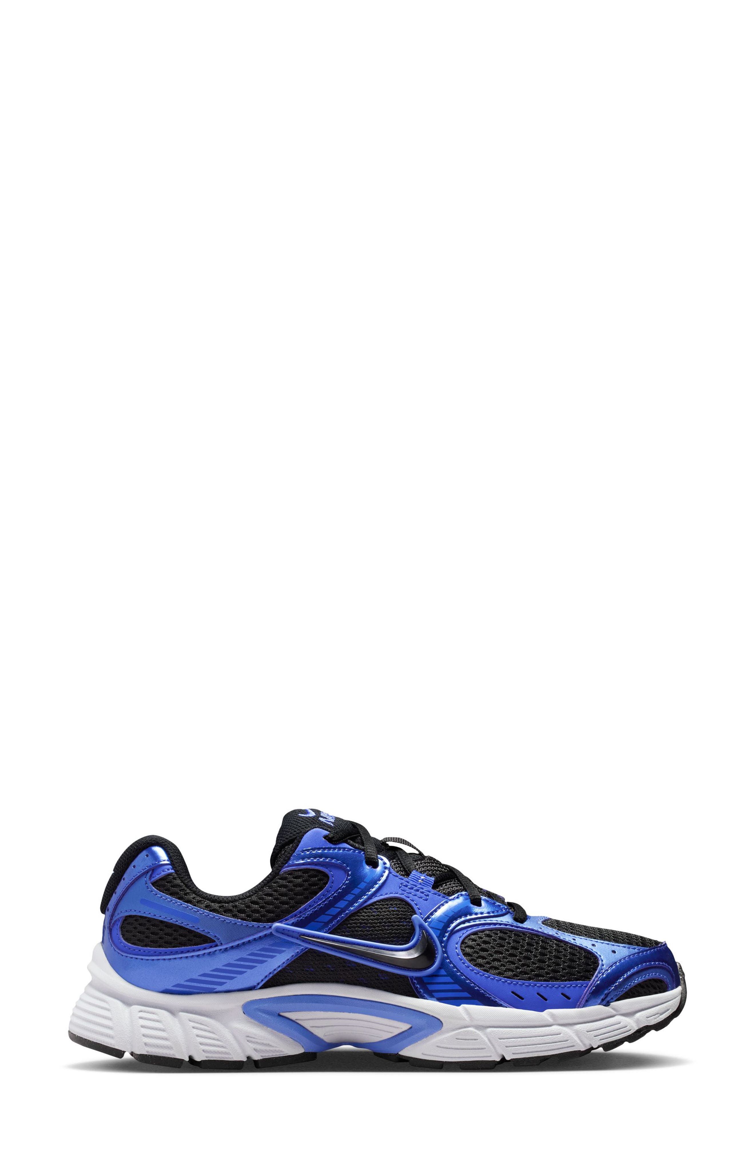 Nike V5 RNR Sneaker, Alternate, color, Black/ Sapphire