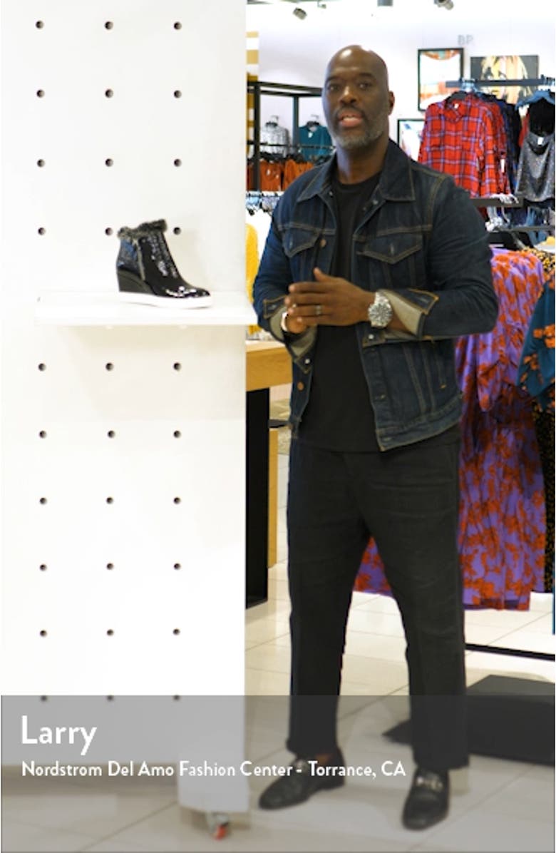 Foxie Bootie, sales video thumbnail