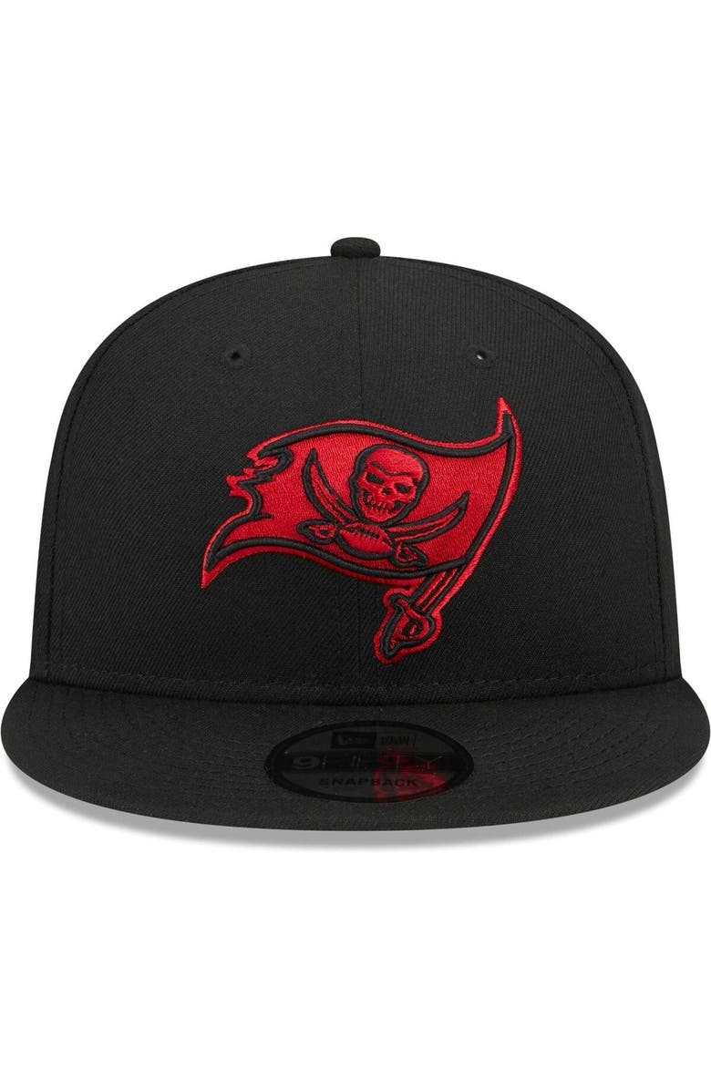 New Era Men's New Era Black Tampa Bay Buccaneers Goth Side Script 9FIFTY Snapback Hat, Alternate, color,