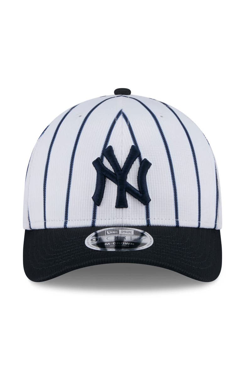 New Era Men's New Era  White/Navy New York Yankees 2025 Spring Training 9FORTY Adjustable Hat, Alternate, color, 