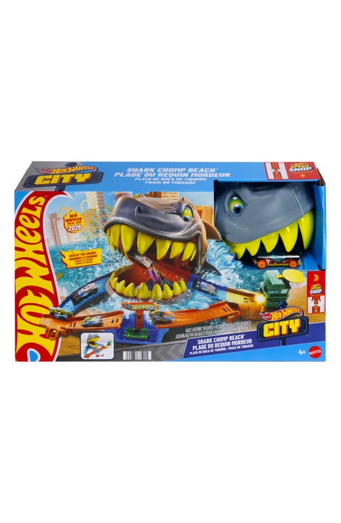City Shark Chomp Beach™ Playset