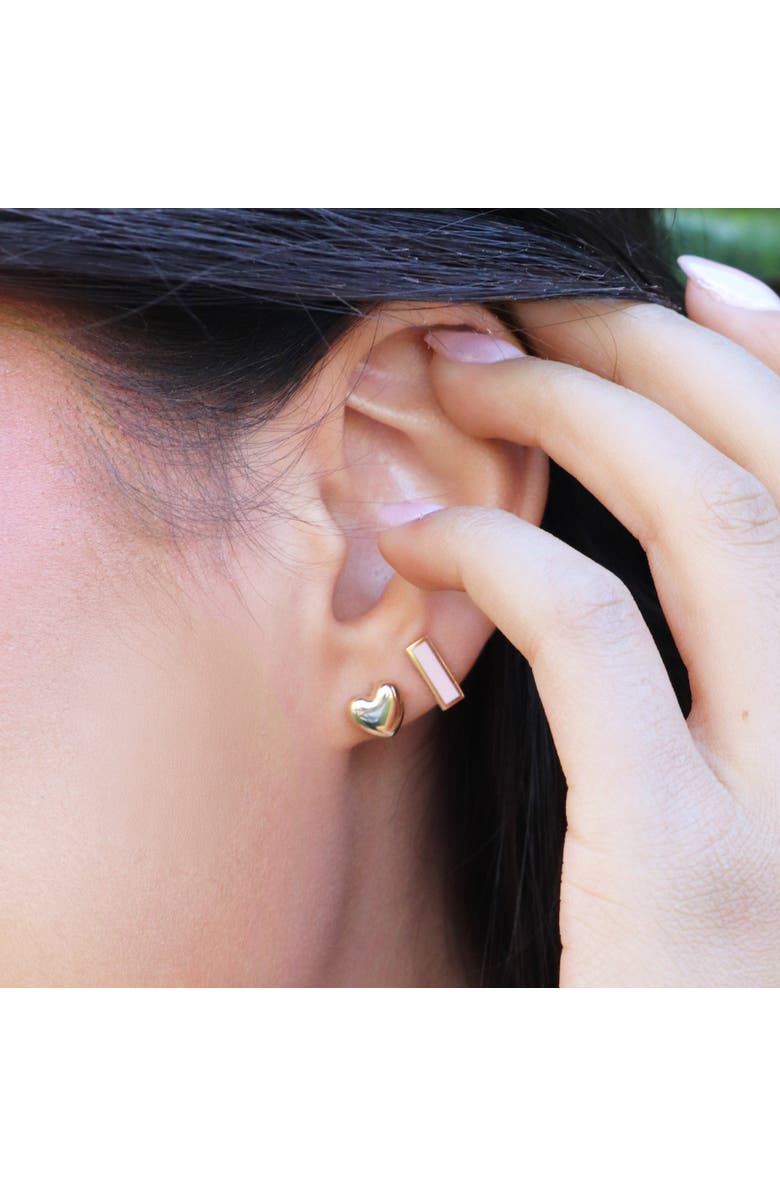 The Lovery Fine Jewelry Pink Pearl Bar Stud Earrings, Alternate, color, Pink Pearl