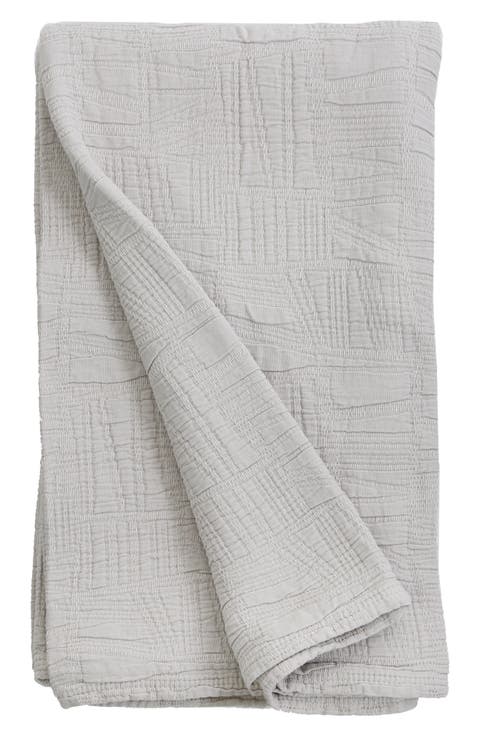 Harbour Matelassé Blanket