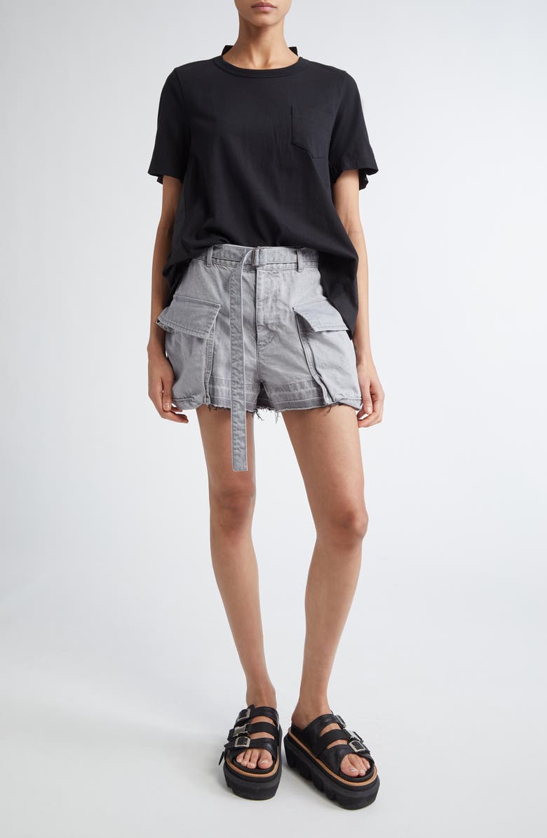 Sacai Belted Frayed Release Hem Cargo Denim Shorts, Alternate, color, Gray 301