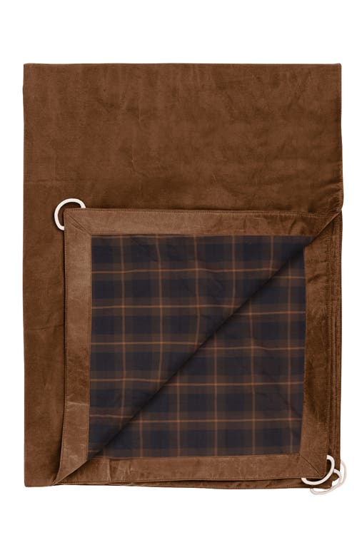 Amundsen Sports Field Blanket
