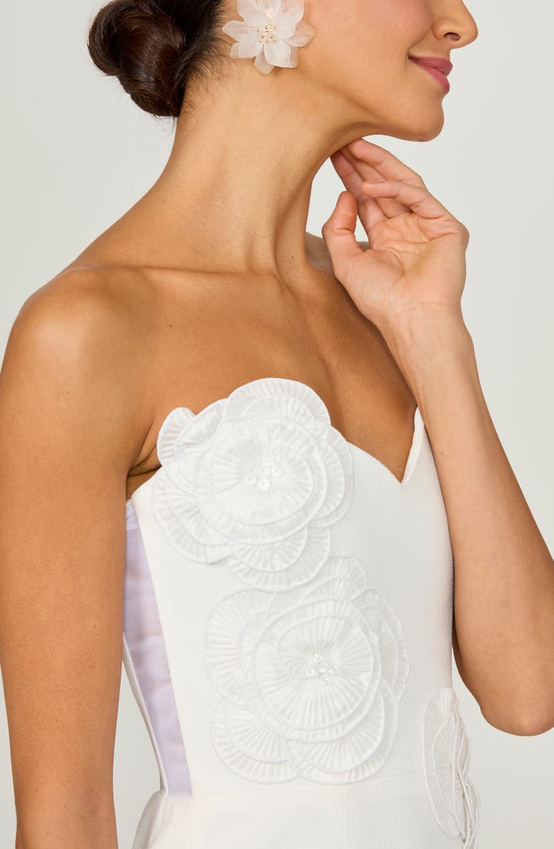 HELSI Kaia Floral Appliqué Strapless Dress, Alternate, color, Off White