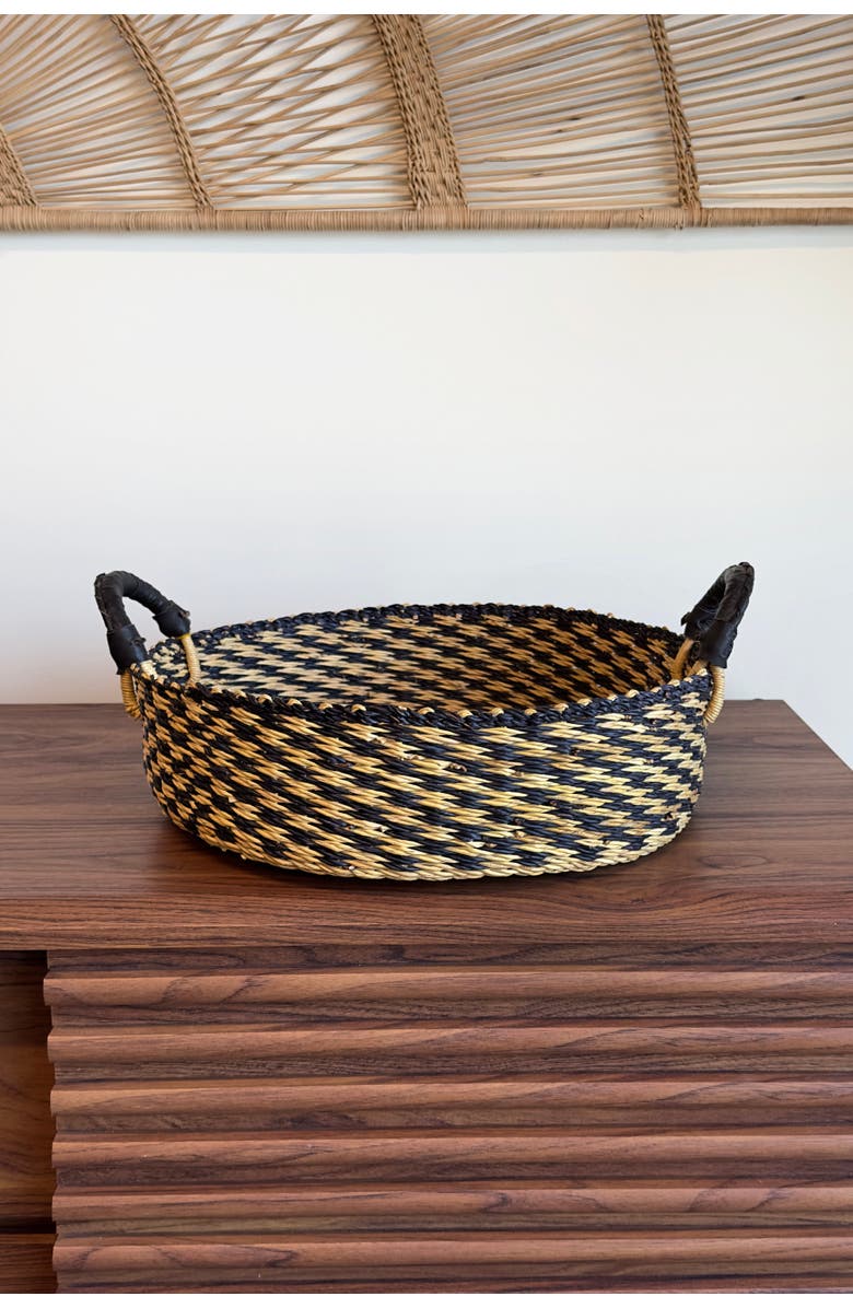 Mbare Tray Basket in Natural w/ Black Checks, Alternate, color, Natural W/ Black