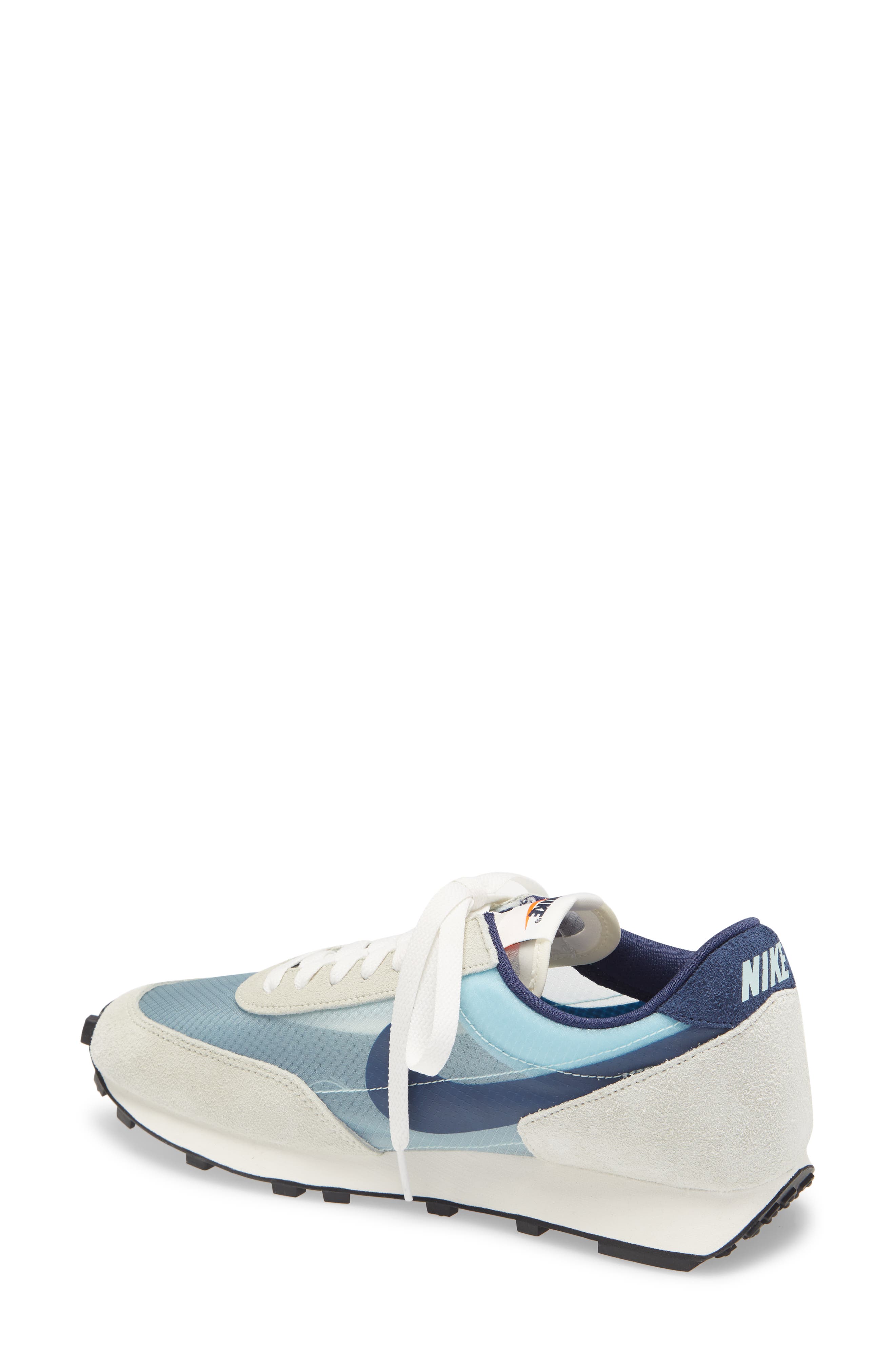 Nike Daybreak SP Sneaker, Alternate, color, 