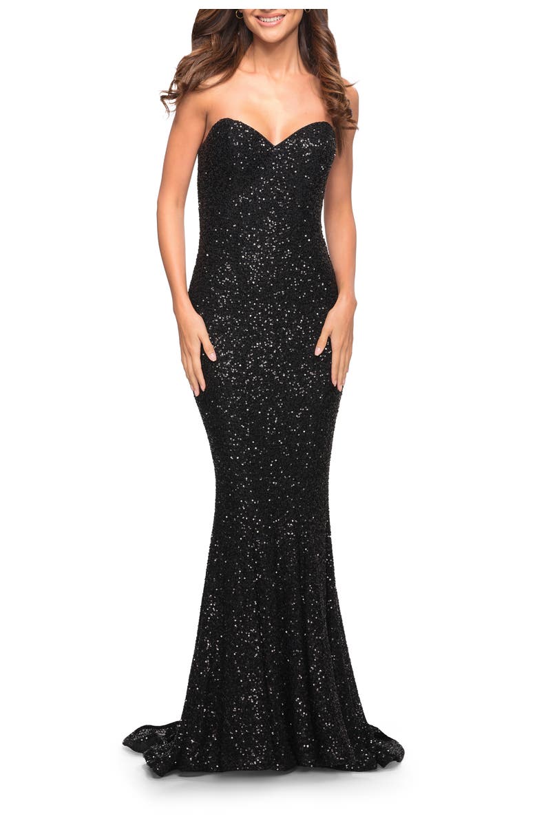 La Femme Strapless Sweetheart Luxe Sequin Gown, Main, color, Black