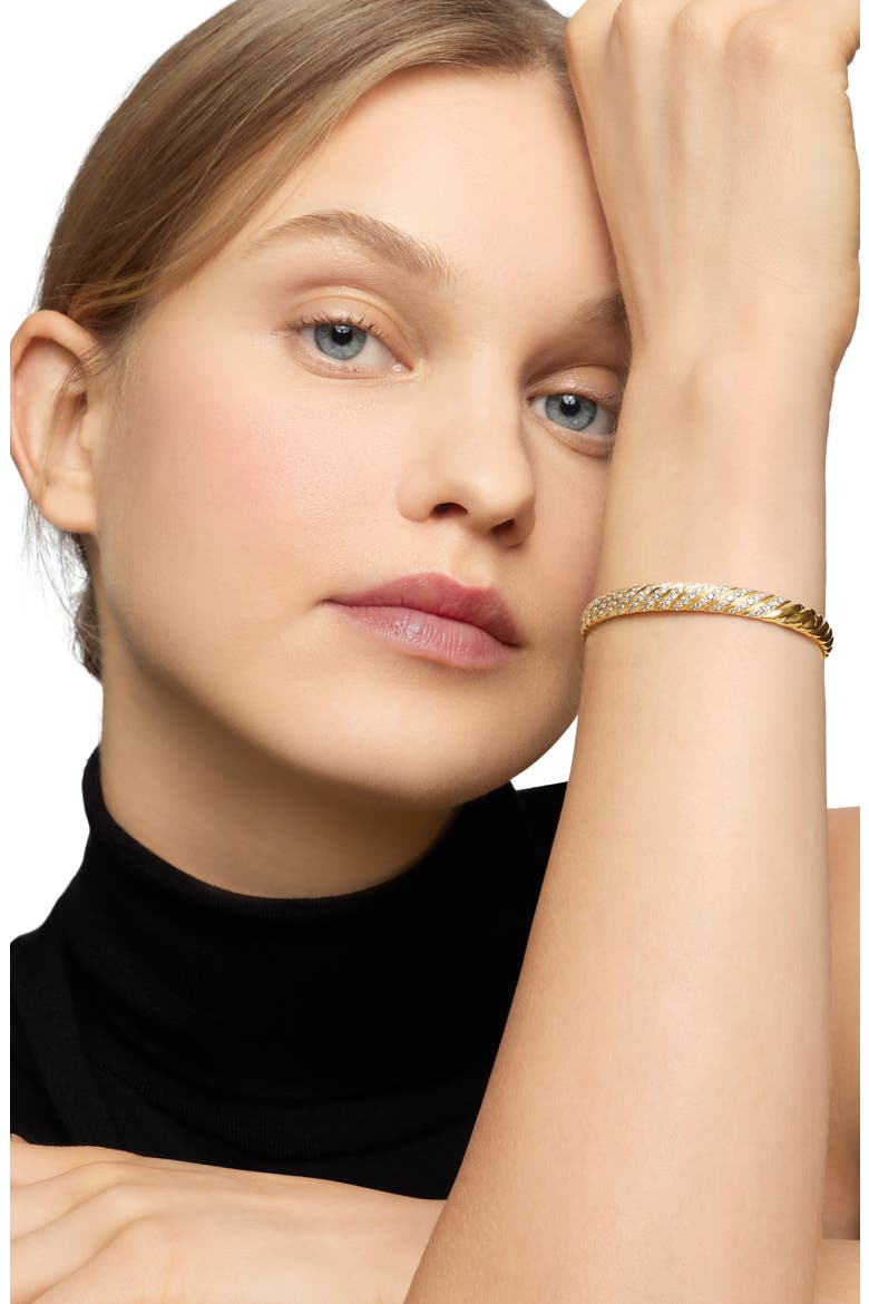 Sculpted Cable Bangle Bracelet in 18K Yellow Gold with Diamonds, 6.2mm, Alternate, color, 18K YELLOW GOLD/ DIAMOND