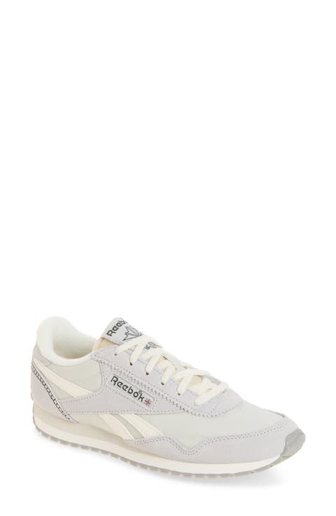 Classic AZ Leather Sneaker