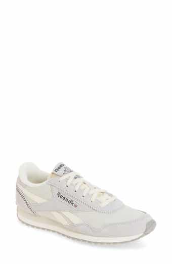 Classic AZ Leather Sneaker