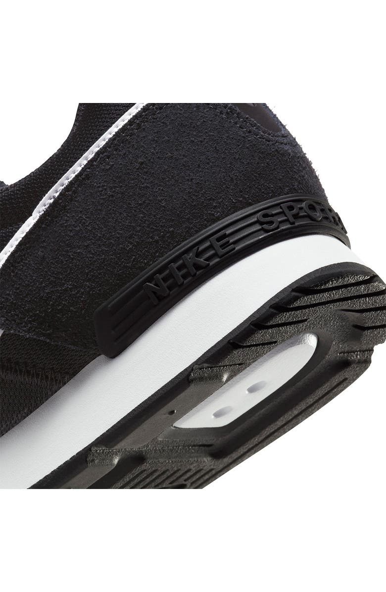 Nike Venture Runner Sneaker, Alternate, color,