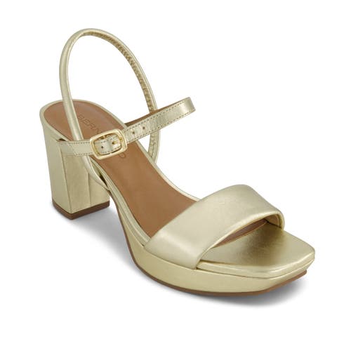 BERNARDO FOOTWEAR BERNARDO FOOTWEAR BERNARDO CANTO PLATFORM SANDAL