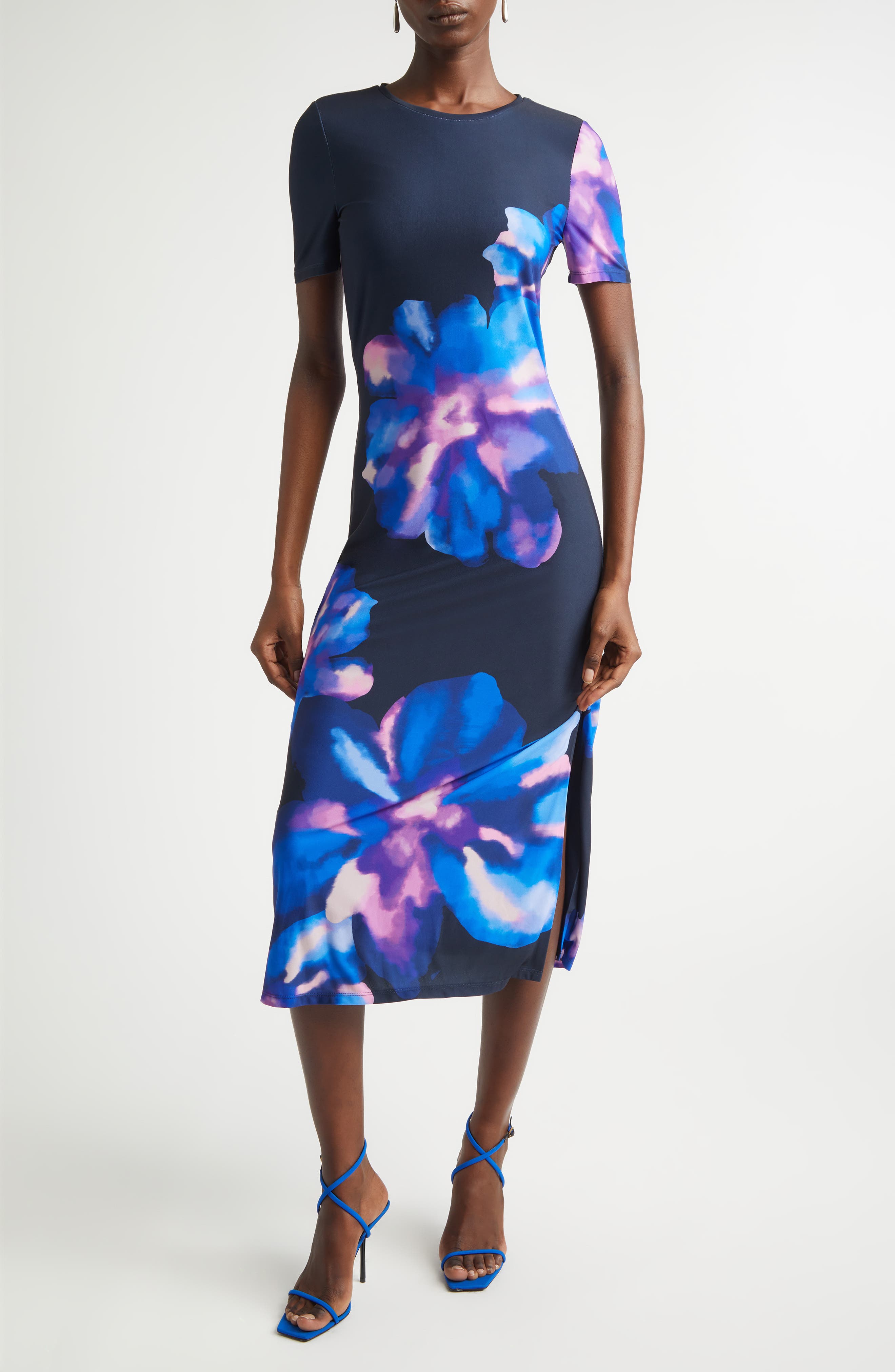 selected NAVY FLORAL JERSEY