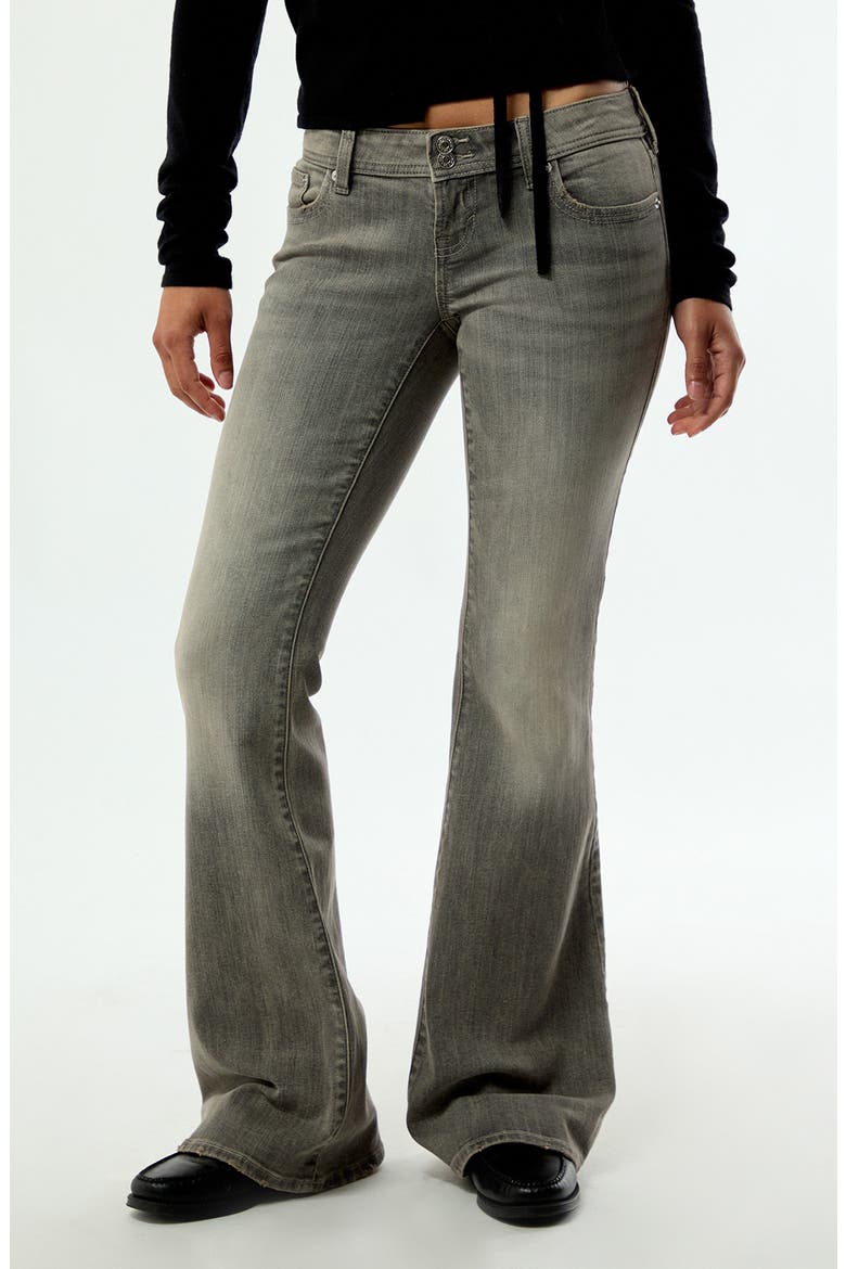 Alana Ultimate Low Rise Flare Jeans, Main, color, GRAY