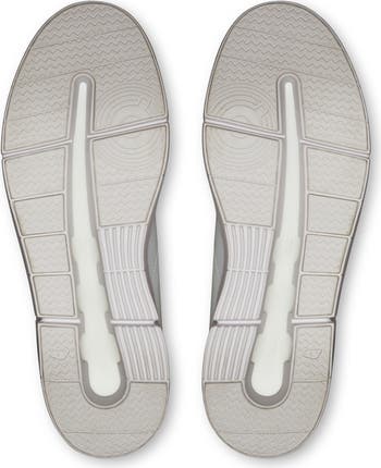 The ROGER Spin Tennis Sneaker