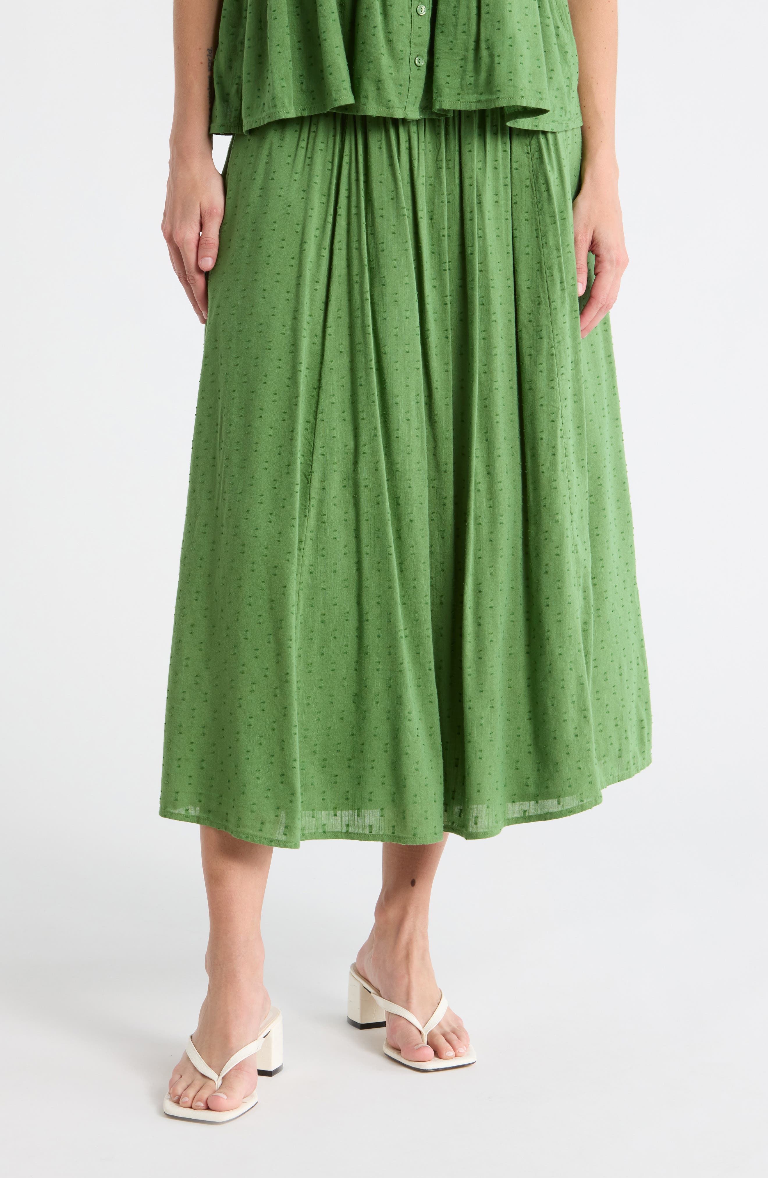GREEN WILLOW