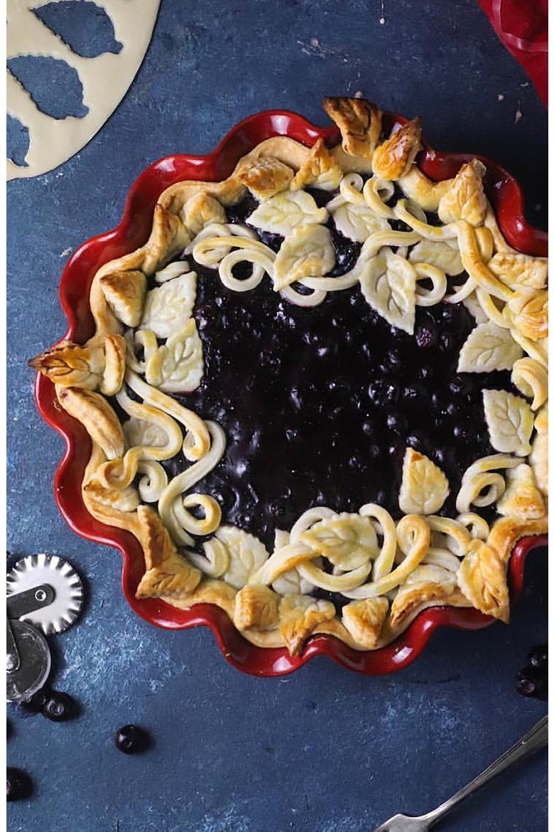 HR Ceramic 10-inch Ruffled Pie Dish, Alternate, color, BURGUNDY