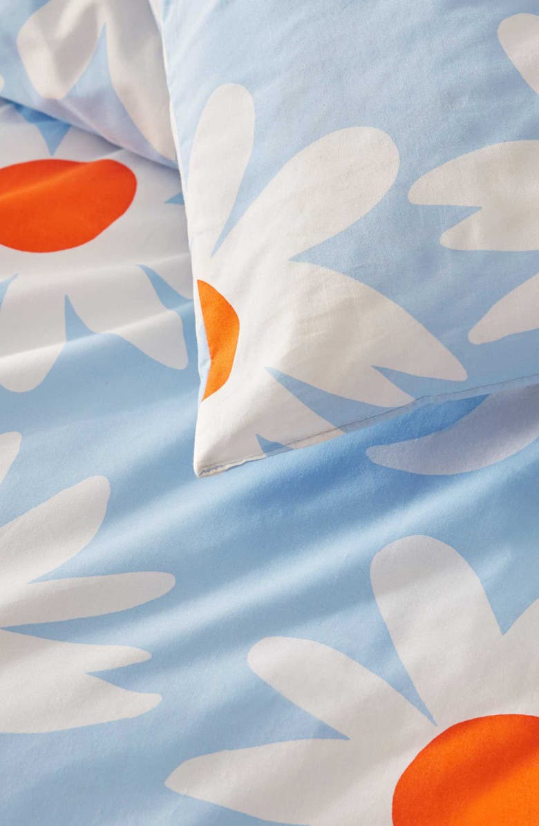 Marimekko Rakastaa Ei Rakasta Comforter & Shams Set, Alternate, color, Light Blue
