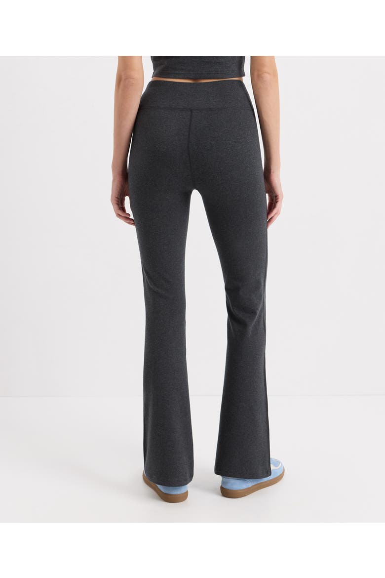 On the Go-To Contour Bootcut Legging, Alternate, color, Charcoal Heather