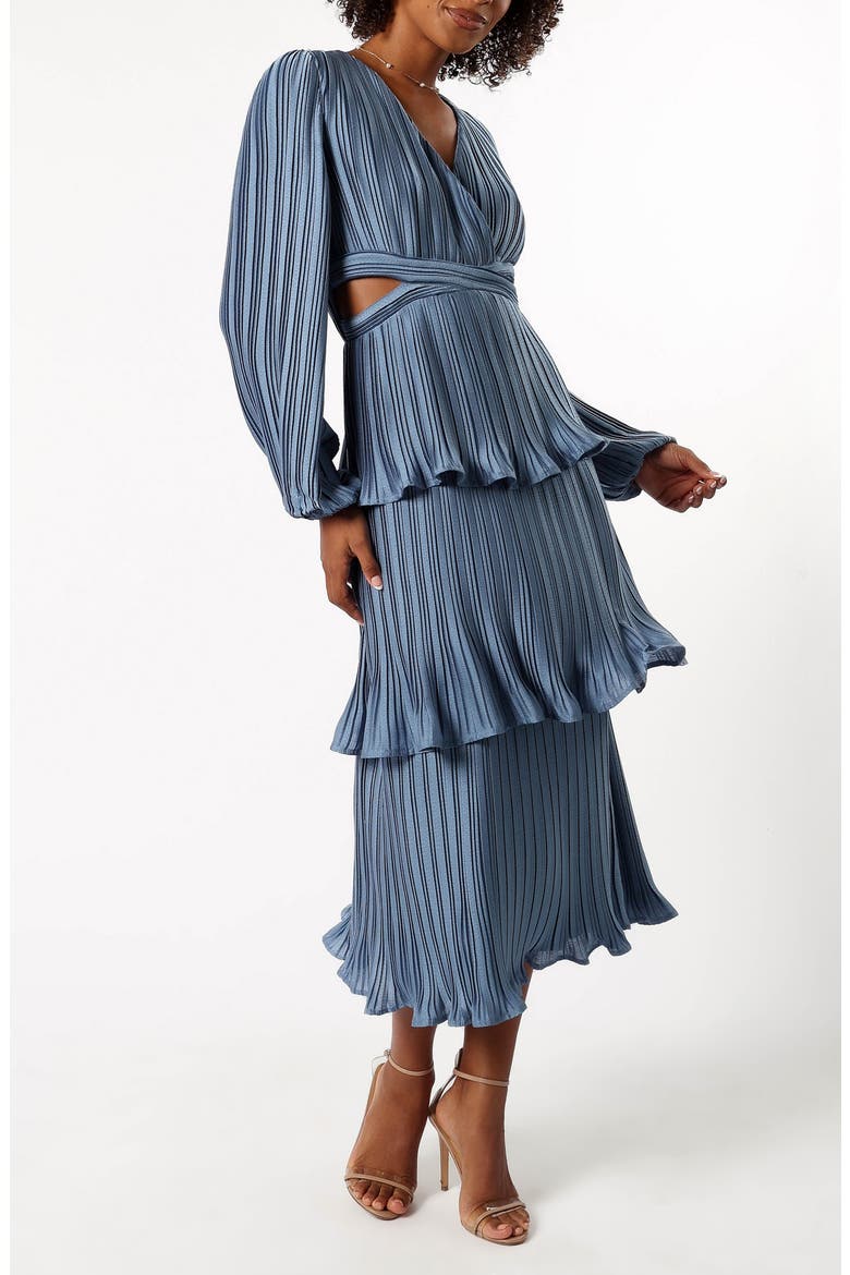 pippa side cutout long sleeve tiered midi dress Pippa Side Cutout Long Sleeve Tiered Midi Dress (Women)