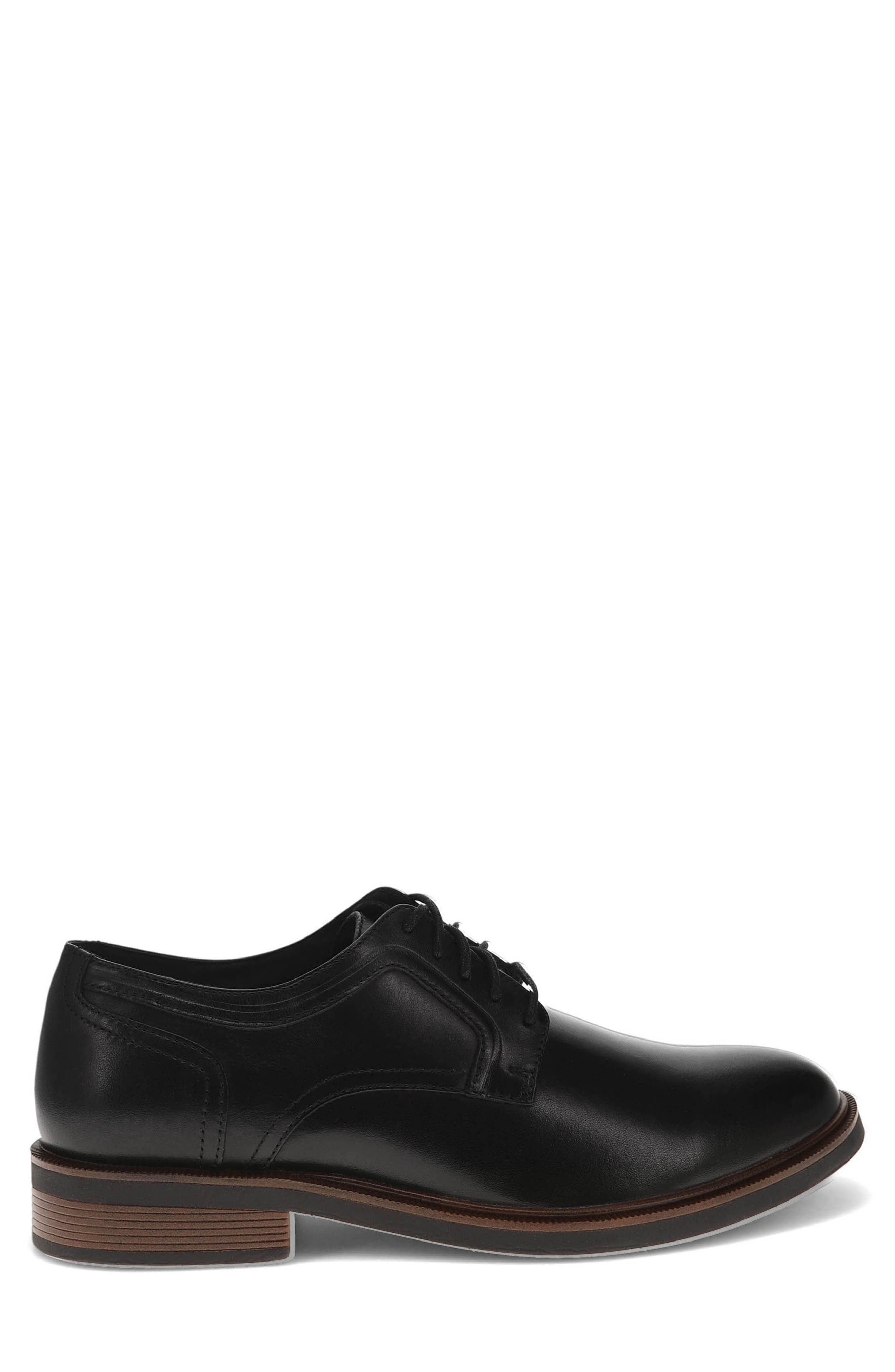 Dockers<sup>®</sup> Adrian Derby, Alternate, color, Black